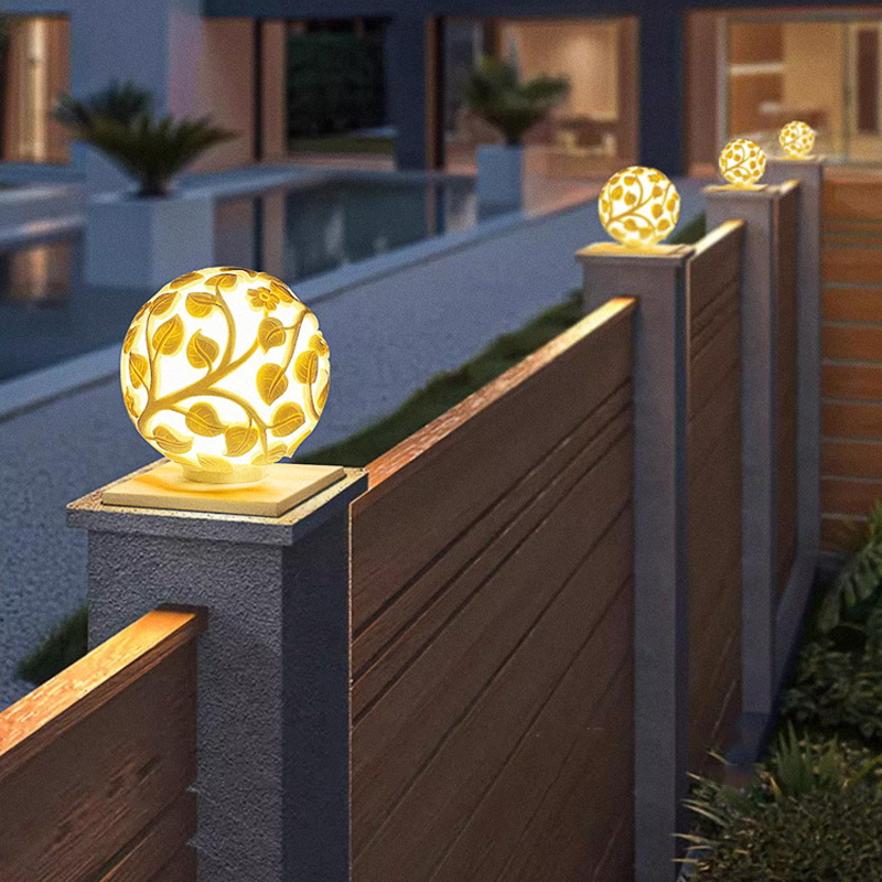 Solar Garden Light - Lampu kolom luar ruangan lampu kolom